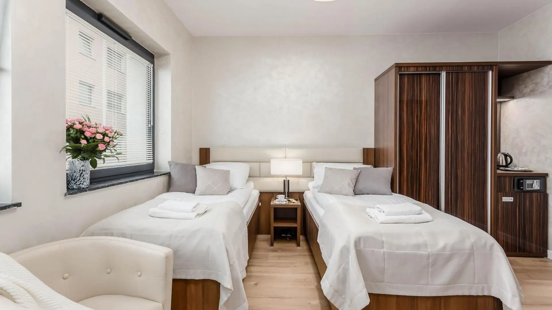 Aparthotel Rent Like Home - Apartamenty Deo Plaza Gdansk Poland